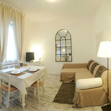 Daire Millenuvole Casa Velino Milano